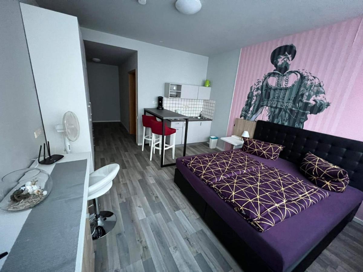 Midtown Apartment